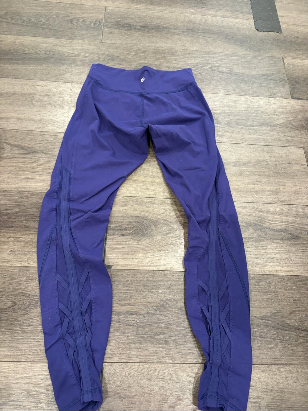 lululemon athletica Girls' Deep Purple Performance Leggings - Picture 4 of 5